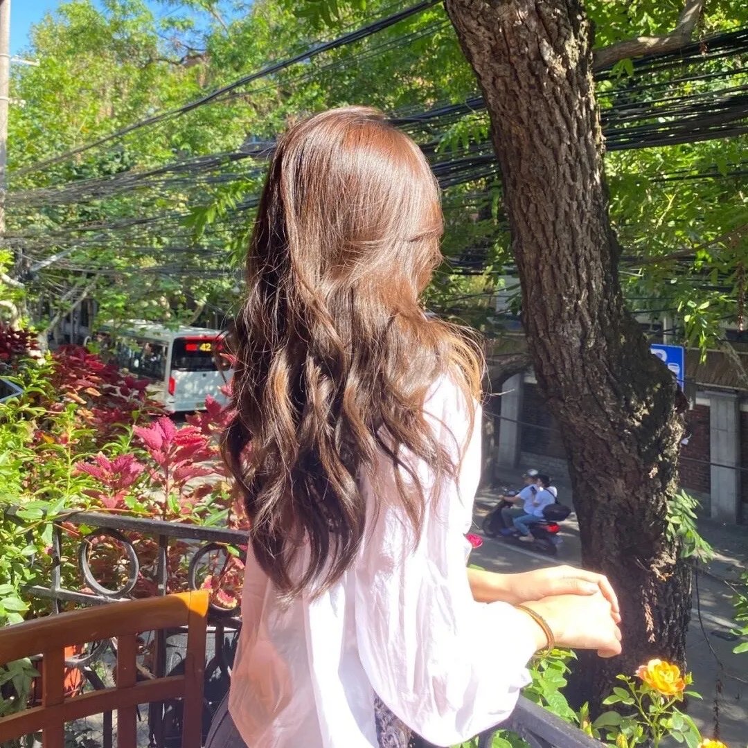 镜中的女孩